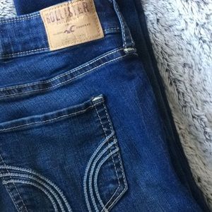 Hollister size 3 skinny jeans